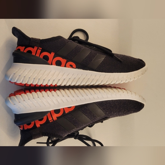 Adidas Kaptir 2.0 Cloudfoam Comfort sneakers, Mens Size 11 - Picture 9 of 9